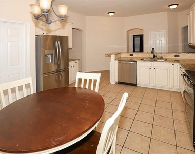 1615 Bur Oak Drive - Photo Thumbnail 8