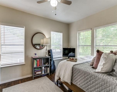 6110 Junius Street - Photo Thumbnail 10
