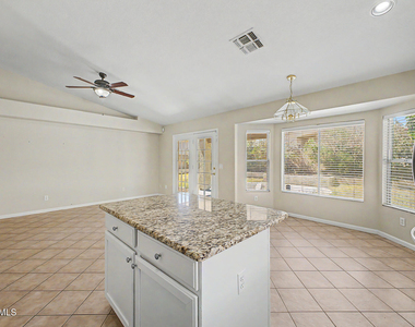 8752 W Melinda Lane - Photo Thumbnail 23