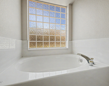 8752 W Melinda Lane - Photo Thumbnail 28