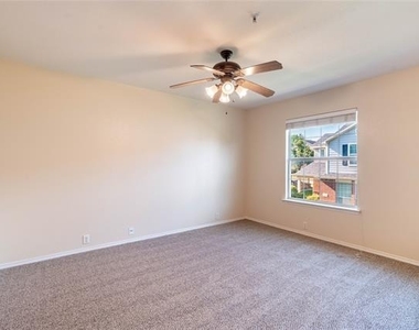 2228 Stonepark Place - Photo Thumbnail 19