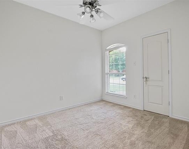 13463 Four Willows Drive - Photo Thumbnail 9