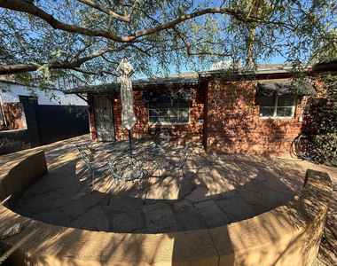 41 E Woodward Drive - Photo Thumbnail 2