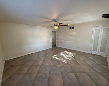 41 E Woodward Drive - Photo Thumbnail 6