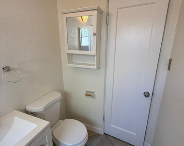41 E Woodward Drive - Photo Thumbnail 11