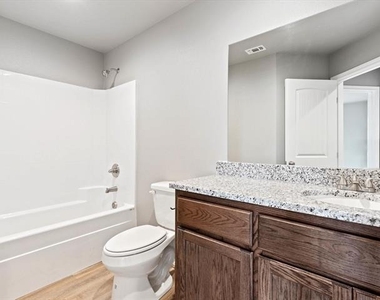 136 Abbey Park Court - Photo Thumbnail 23