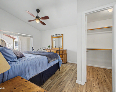 1120 N Val Vista Drive - Photo Thumbnail 21