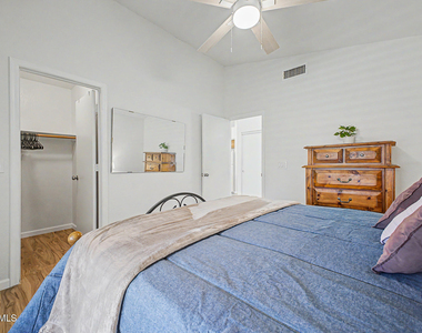 1120 N Val Vista Drive - Photo Thumbnail 26