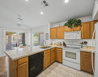 1120 N Val Vista Drive - Photo Thumbnail 18