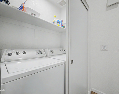 1120 N Val Vista Drive - Photo Thumbnail 29