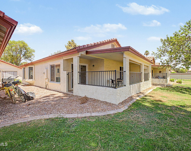 1120 N Val Vista Drive - Photo Thumbnail 5