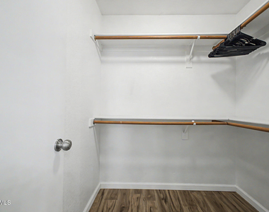 1120 N Val Vista Drive - Photo Thumbnail 22