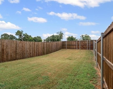 128 Abbey Park Court - Photo Thumbnail 26