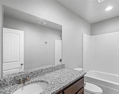 128 Abbey Park Court - Photo Thumbnail 21