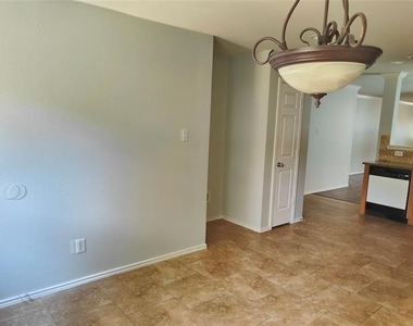 13179 Michelle Drive - Photo Thumbnail 12