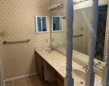 4706 Seaport Drive - Photo Thumbnail 18