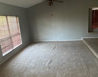 4706 Seaport Drive - Photo Thumbnail 1