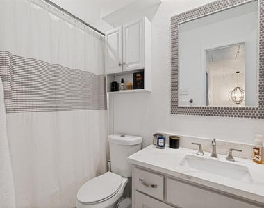 7512 Woodthrush Drive - Photo Thumbnail 15