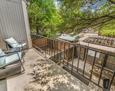 7512 Woodthrush Drive - Photo Thumbnail 16