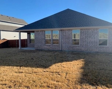 1104 Knightsgate Road - Photo Thumbnail 16