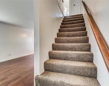 4011 Cole Avenue - Photo Thumbnail 8