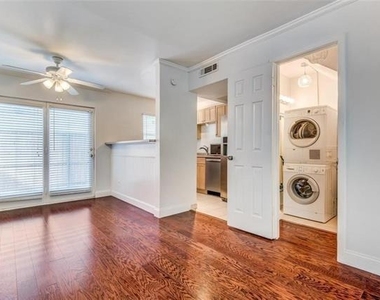4011 Cole Avenue - Photo Thumbnail 3