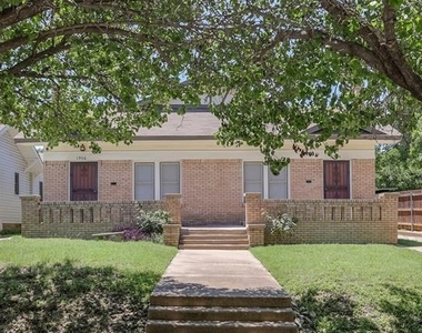 1906 Clover Lane - Photo Thumbnail 16