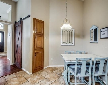 1109 Ashby Drive - Photo Thumbnail 11