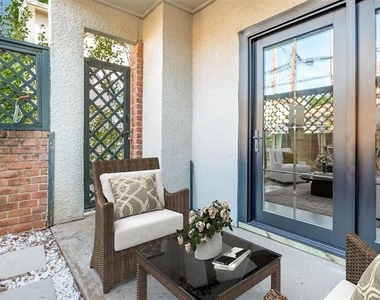3905 Gilbert Avenue - Photo Thumbnail 7