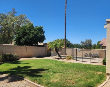 1853 E Shannon Street - Photo Thumbnail 28