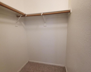 1853 E Shannon Street - Photo Thumbnail 26
