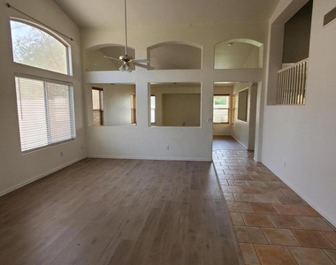 1853 E Shannon Street - Photo Thumbnail 3