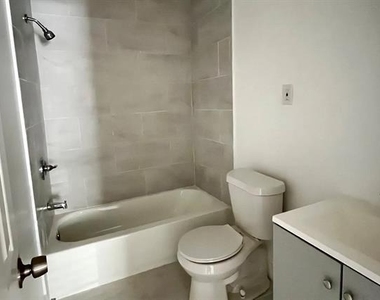 3711 Guaranty Street - Photo Thumbnail 3