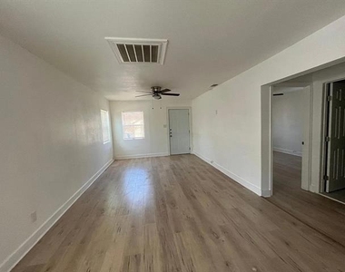 3711 Guaranty Street - Photo Thumbnail 1