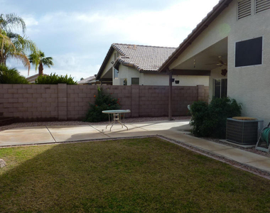 140 W Oxford Lane - Photo Thumbnail 13