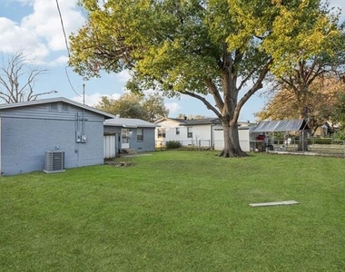 10042 Brockbank Drive - Photo Thumbnail 13