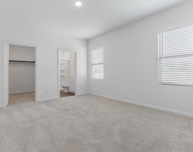 4406 Wood Fern Road - Photo Thumbnail 19