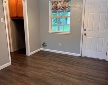 1214 Wolfe City Drive - Photo Thumbnail 8