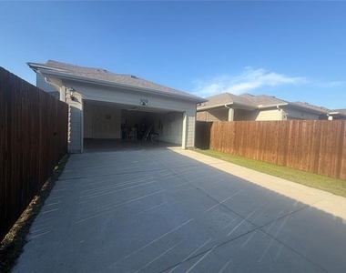109 Olympus Street - Photo Thumbnail 27