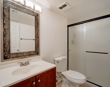 7940 E Camelback Road - Photo Thumbnail 17