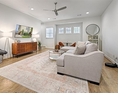 5089 Gaston Avenue - Photo Thumbnail 3