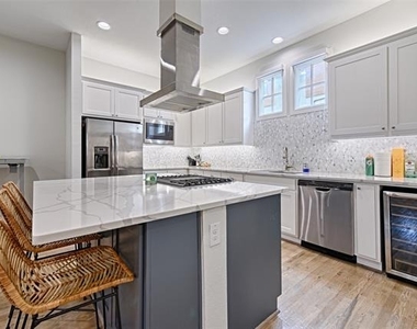 5089 Gaston Avenue - Photo Thumbnail 5