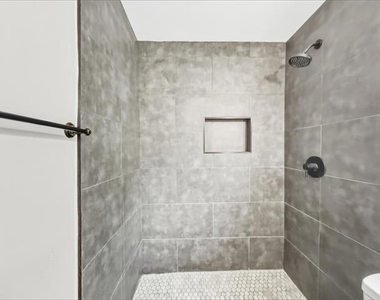 1215 Lowe Street - Photo Thumbnail 20