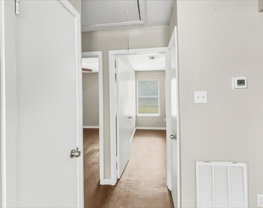 1215 Lowe Street - Photo Thumbnail 21