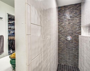 3111 Canton Street - Photo Thumbnail 7