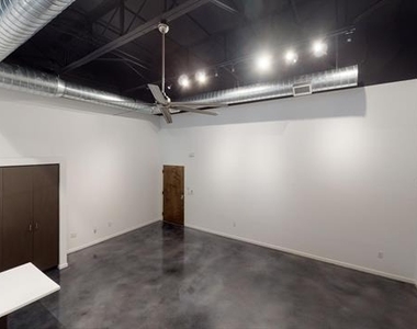 3111 Canton Street - Photo Thumbnail 13