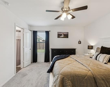 7408 Bluebell Lane - Photo Thumbnail 12