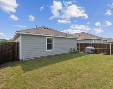 7408 Bluebell Lane - Photo Thumbnail 24
