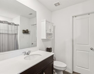 7408 Bluebell Lane - Photo Thumbnail 15