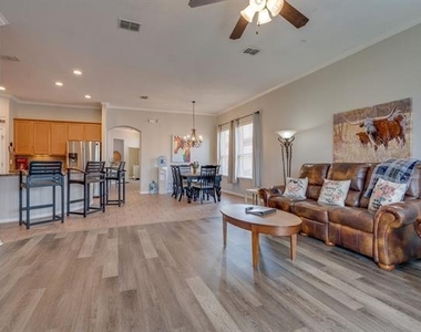 1105 Lone Pine Drive - Photo Thumbnail 22